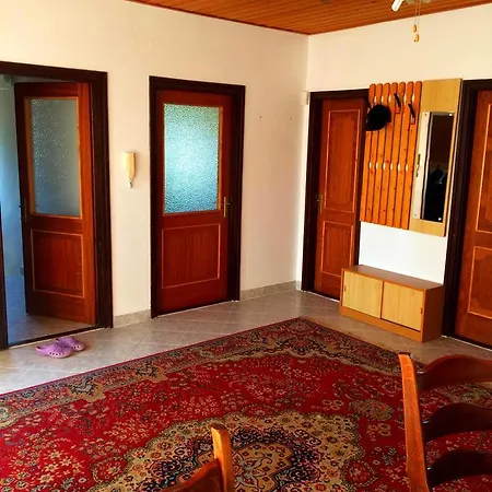 Balaton House Guest house *