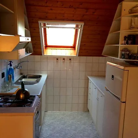 Guest house Balaton House *