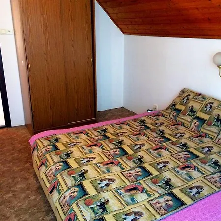 Balaton House Guest house